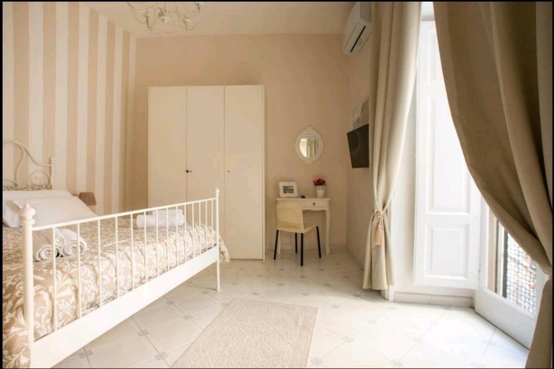 Borgo Santa Lucia Apartment Napels Buitenkant foto