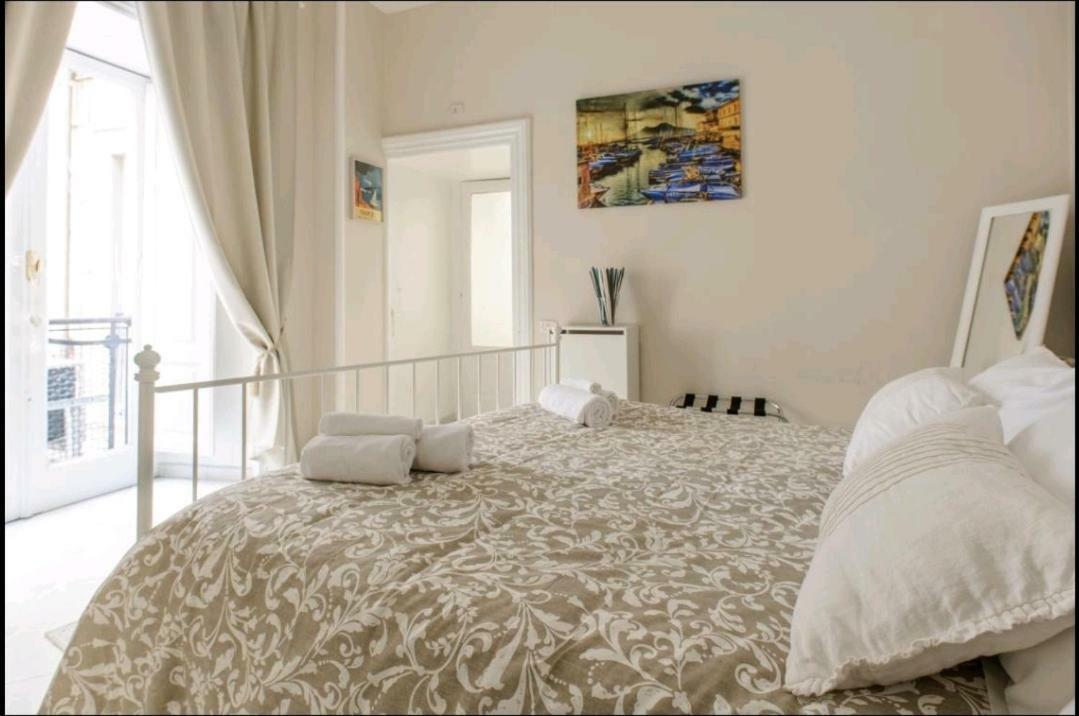 Borgo Santa Lucia Apartment Napels Buitenkant foto